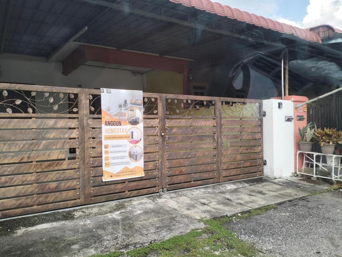 Holiday home Anggun